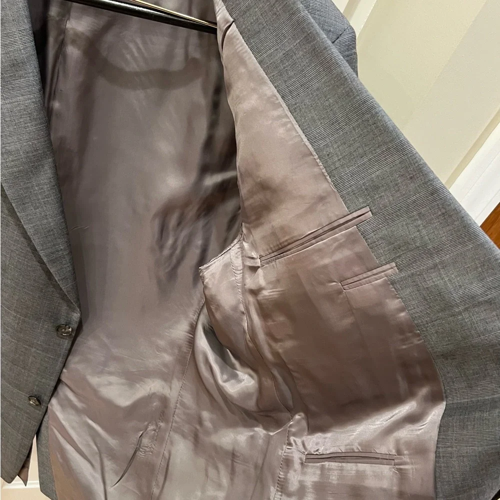 Gent’s Hart Schaffner Marx Custom Suit:  51” Chest,  43” Waist